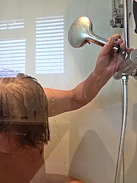 Snapshot of Oorse1966 chatting on November 15, 2025, 9:57 am Oorse1966 online show from November 15, 2025, 9:57 am