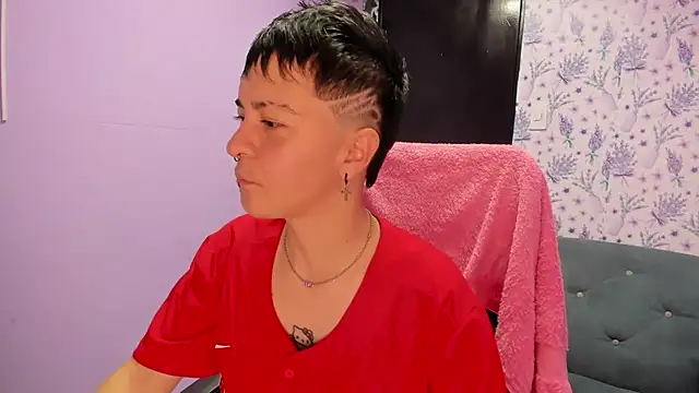 Snapshot of _Hannah_Hot chatting on November 9, 2025, 2:04 am Hannah Hot online show from November 9, 2025, 2:04 am