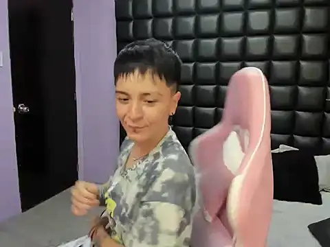 Snapshot of _Hannah_Hot chatting on November 11, 2025, 12:38 am Hannah Hot online show from November 11, 2025, 12:38 am