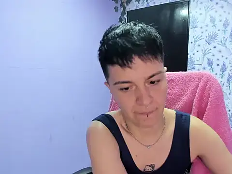 Snapshot of _Hannah_Hot chatting on November 5, 2025, 1:42 am Hannah Hot online show from November 5, 2025, 1:42 am