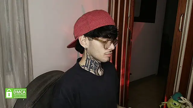 Mihail leroy online show from January 15, 2026, 2:04 am