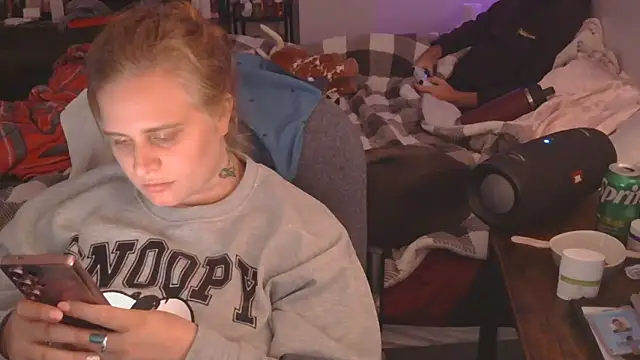 Sexyblonde12344 online show from September 13, 2025, 12:54 am