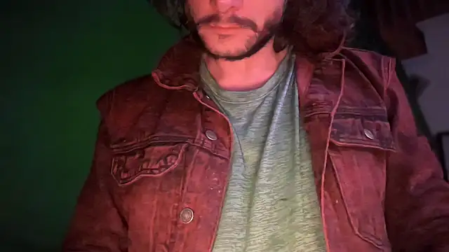 Snapshot of MasterDaddyCool chatting on January 14, 2026, 1:31 am MasterDaddyCool online show from January 14, 2026, 1:31 am