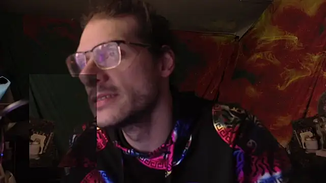 Snapshot of MasterDaddyCool chatting on December 17, 2025, 11:15 am MasterDaddyCool online show from December 17, 2025, 11:15 am