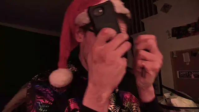 Snapshot of MasterDaddyCool chatting on December 15, 2025, 9:37 am MasterDaddyCool online show from December 15, 2025, 9:37 am