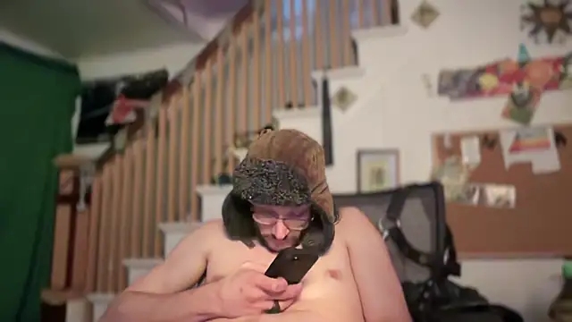 Snapshot of MasterDaddyCool chatting on January 17, 2026, 4:43 pm MasterDaddyCool online show from January 17, 2026, 4:43 pm