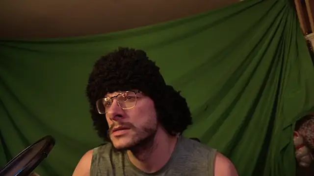 Snapshot of MasterDaddyCool chatting on January 9, 2026, 7:37 am MasterDaddyCool online show from January 9, 2026, 7:37 am