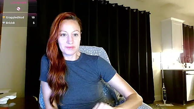 Snapshot of AnneNay chatting on June 27, 2026, 5:24 am AnneNay online show from June 27, 2026, 5:24 am