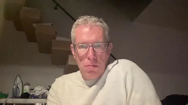 choupipat1 online show from October 29, 2025, 11:03 pm