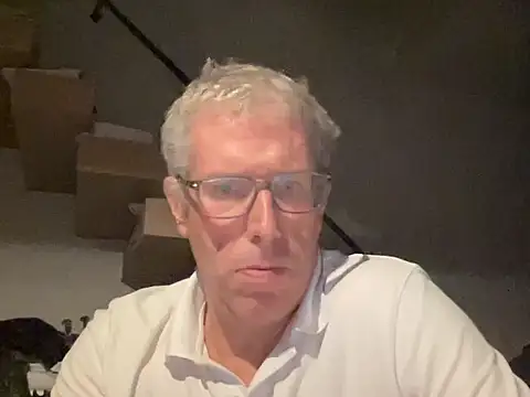 choupipat1 online show from September 10, 2025, 8:30 pm