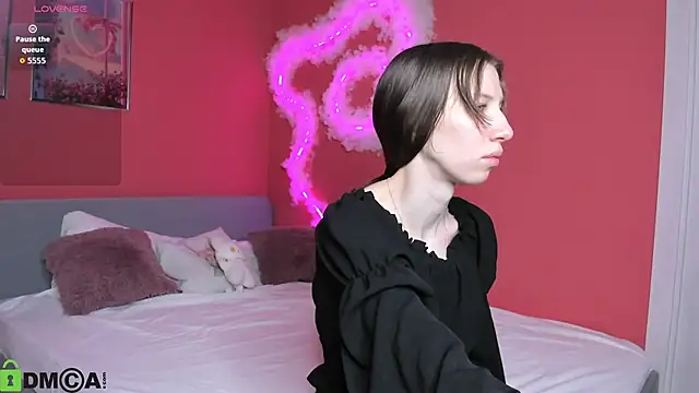 Snapshot of Lisbeth__Salander chatting on December 15, 2025, 2:39 am Lisbeth Salander online show from December 15, 2025, 2:39 am