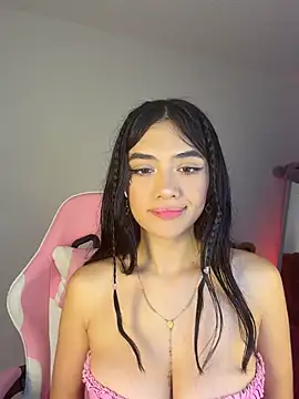 mandy222  online show from May 28, 2026, 3:47 am