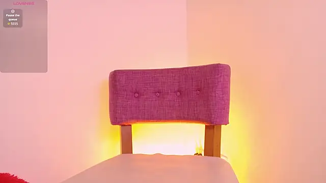 Snapshot of KITY_HILL chatting on October 28, 2025, 5:39 am KITY HILL online show from October 28, 2025, 5:39 am