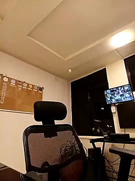 KITY HILL online show from February 22, 2026, 1:52 am