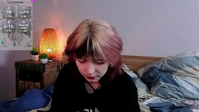 Snapshot of TaiteBeat chatting on October 6, 2025, 5:46 pm TaiteBeat online show from October 6, 2025, 5:46 pm