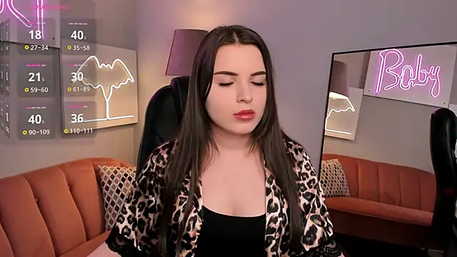 AliceLiador online show from April 13, 2026, 2:32 pm