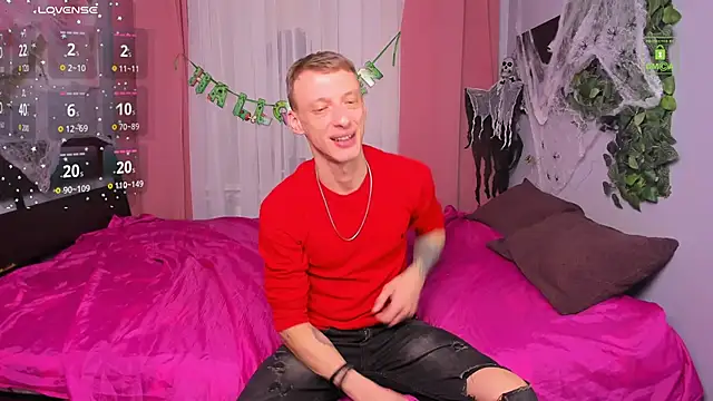 InkedJames online show from October 15, 2025, 10:34 am
