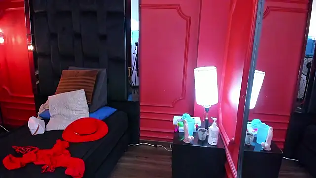 bellarivera  online show from February 14, 2026, 5:35 pm