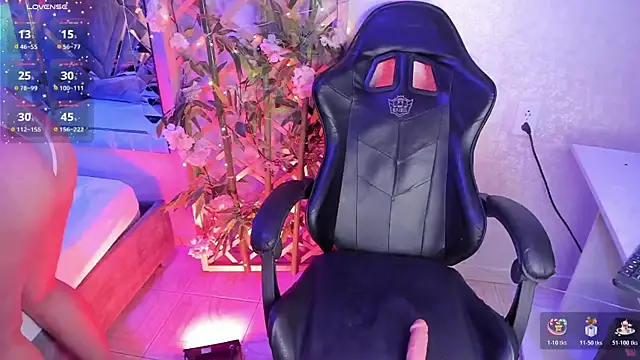 Snapshot of CataleyaGlow chatting on November 25, 2025, 5:41 am CataleyaGlow online show from November 25, 2025, 5:41 am