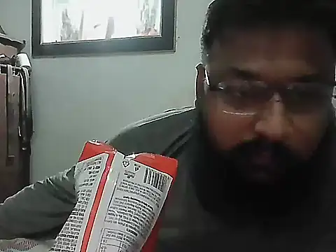 Dollseye online show from November 28, 2025, 4:29 pm