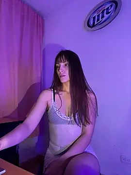 Snapshot of paula_miler1 chatting on June 25, 2026, 4:21 am paula miler1 online show from June 25, 2026, 4:21 am