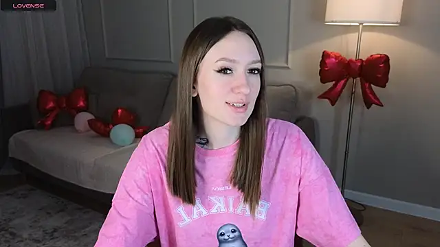 cutienaughtygirl online show from March 20, 2026, 2:56 am