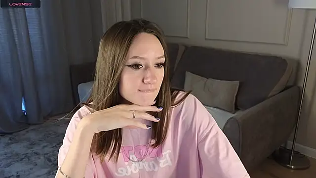 cutienaughtygirl online show from September 20, 2025, 9:14 am