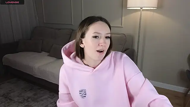 cutienaughtygirl online show from December 16, 2025, 10:08 am