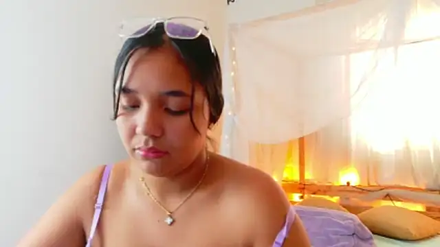 Snapshot of loreaniss chatting on January 14, 2026, 8:12 pm loreaniss online show from January 14, 2026, 8:12 pm