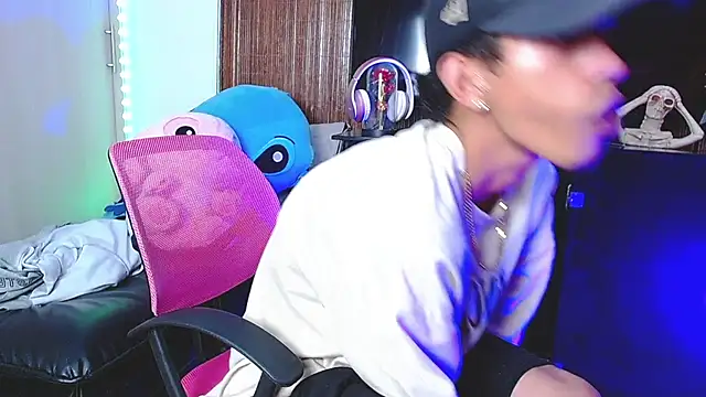 Snapshot of briamhoconor_xh chatting on November 24, 2025, 11:49 pm briamhoconor xh online show from November 24, 2025, 11:49 pm