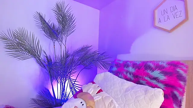 Snapshot of Hadid_Jimenez_ chatting on November 12, 2025, 7:40 pm Hadid Jimenez online show from November 12, 2025, 7:40 pm