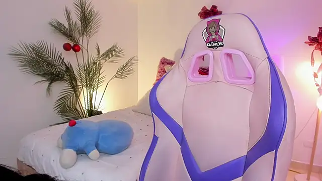 Snapshot of Hadid_Jimenez_ chatting on December 18, 2025, 4:44 pm Hadid Jimenez online show from December 18, 2025, 4:44 pm