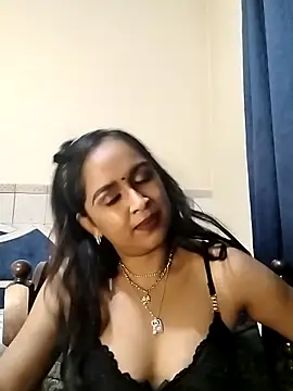 cute indianxo online show from March 4, 2026, 7:32 pm