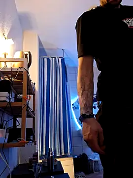 a7ex online show from December 18, 2024, 11:30 pm