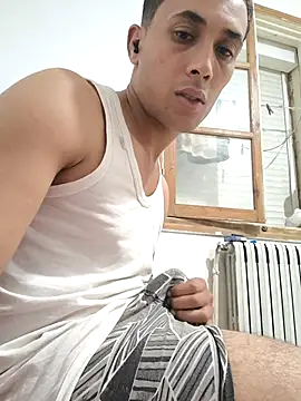 Naymik911 online show from November 1, 2025, 11:20 pm