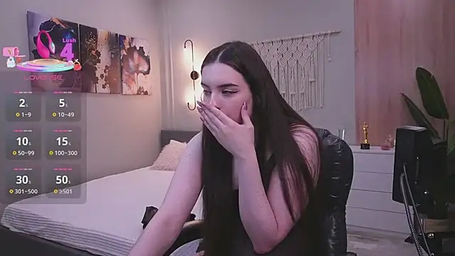  Shy Jenny  online show from April 9, 2026, 1:07 am