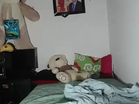 Snapshot of dani_titan320 chatting on September 14, 2025, 12:38 pm dani titan320 online show from September 14, 2025, 12:38 pm