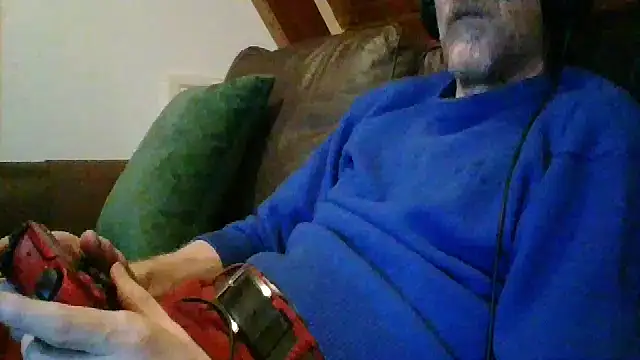 Snapshot of Vrenico-SC chatting on December 13, 2025, 8:04 pm Vrenico-SC online show from December 13, 2025, 8:04 pm