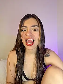 Snapshot of AmaiaSalvatore chatting on November 14, 2025, 12:47 am AmaiaSalvatore online show from November 14, 2025, 12:47 am