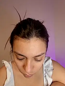 Snapshot of AmaiaSalvatore chatting on November 15, 2025, 10:25 pm AmaiaSalvatore online show from November 15, 2025, 10:25 pm