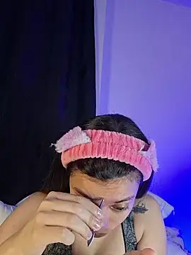 Snapshot of AmaiaSalvatore chatting on January 8, 2026, 10:38 pm AmaiaSalvatore online show from January 8, 2026, 10:38 pm