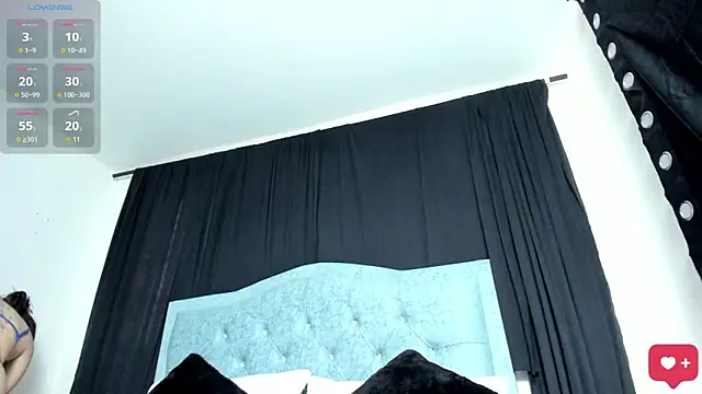 ZoeBlue6 online show from February 15, 2026, 12:04 pm