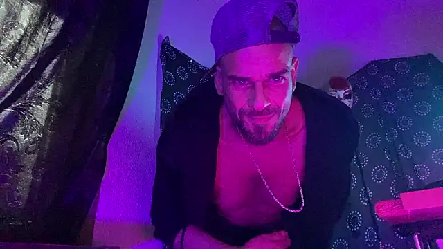 DjDiCKmannOnE online show from February 10, 2026, 2:27 pm