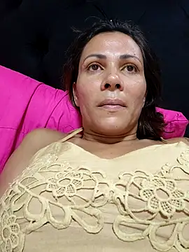 Snapshot of dyjaA chatting on December 4, 2025, 8:30 pm dyjaA online show from December 4, 2025, 8:30 pm