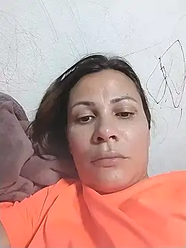 Snapshot of dyjaA chatting on November 23, 2025, 11:48 pm dyjaA online show from November 23, 2025, 11:48 pm