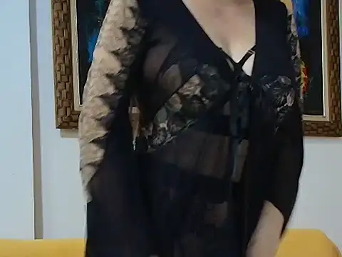 Laurenflex online show from November 8, 2025, 8:01 pm