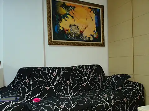 Laurenflex online show from October 18, 2025, 8:55 pm