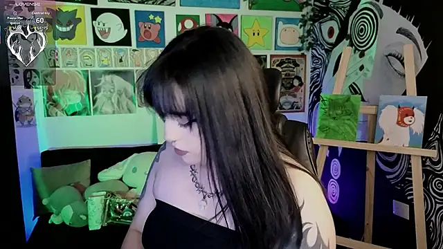 Yuhwan  online show from April 18, 2026, 3:31 am