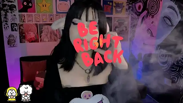 Snapshot of Yuhwan_ chatting on December 15, 2025, 5:52 pm Yuhwan online show from December 15, 2025, 5:52 pm