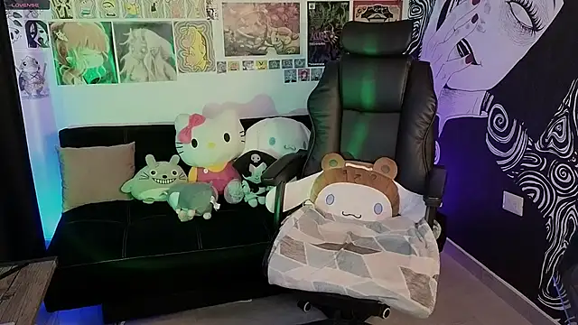 Snapshot of Yuhwan_ chatting on November 9, 2025, 7:18 pm Yuhwan online show from November 9, 2025, 7:18 pm